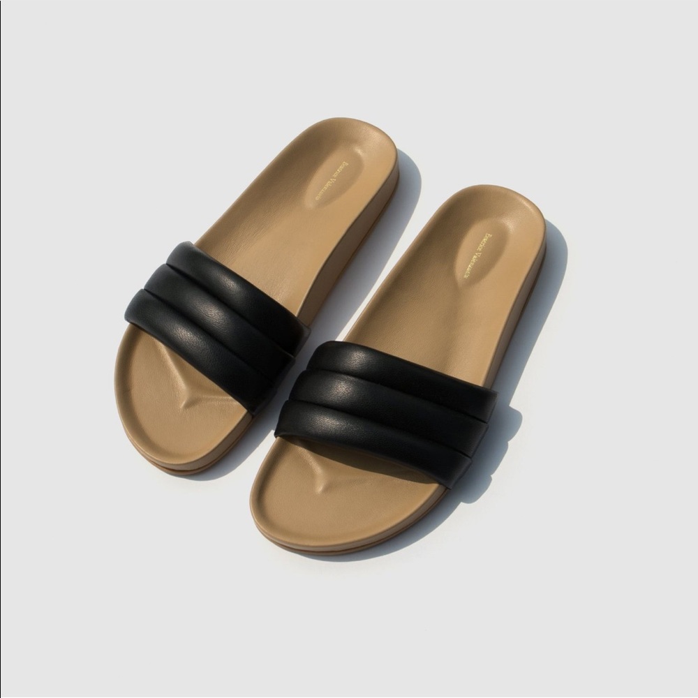 Beatrice Valenzuela Black Classic Sandals